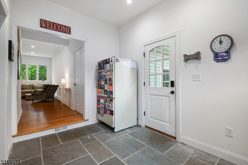 31 Deer Haven Rd
