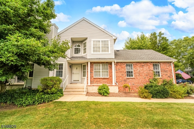 1805 Scarlett Dr