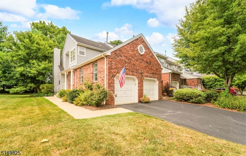 1805 Scarlett Dr