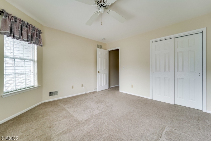 1805 Scarlett Dr