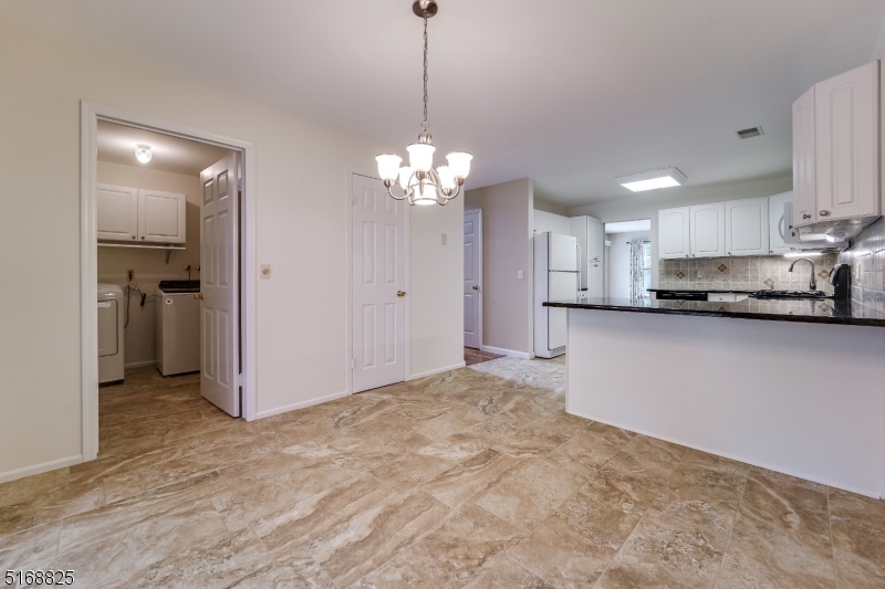 1805 Scarlett Dr