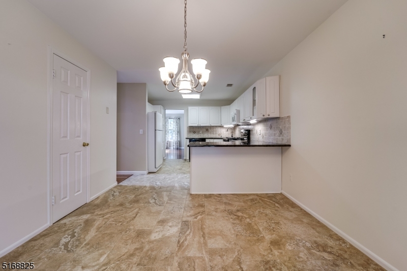 1805 Scarlett Dr