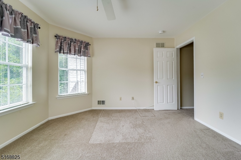1805 Scarlett Dr