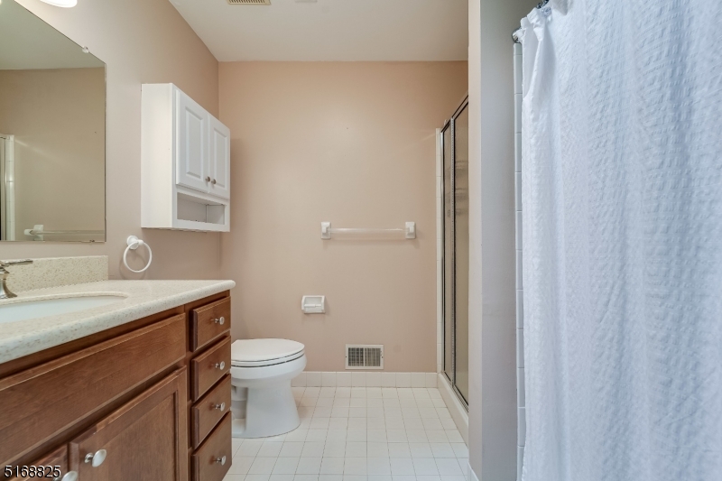 1805 Scarlett Dr