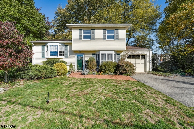 179 E Central Ave