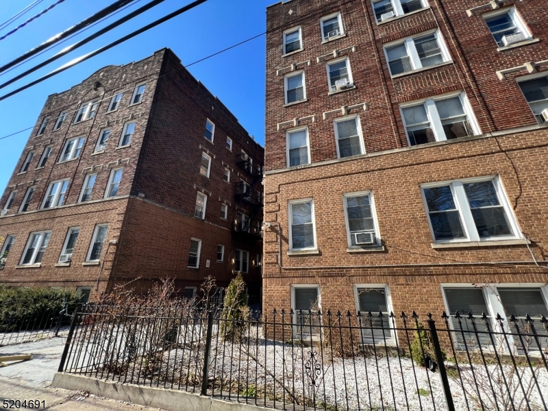 165 Augusta Street D6