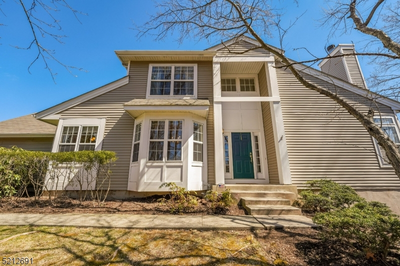 11 Sycamore Ln