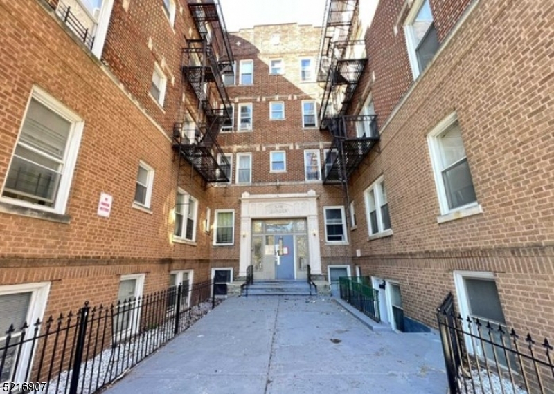 165 Augusta Street A4