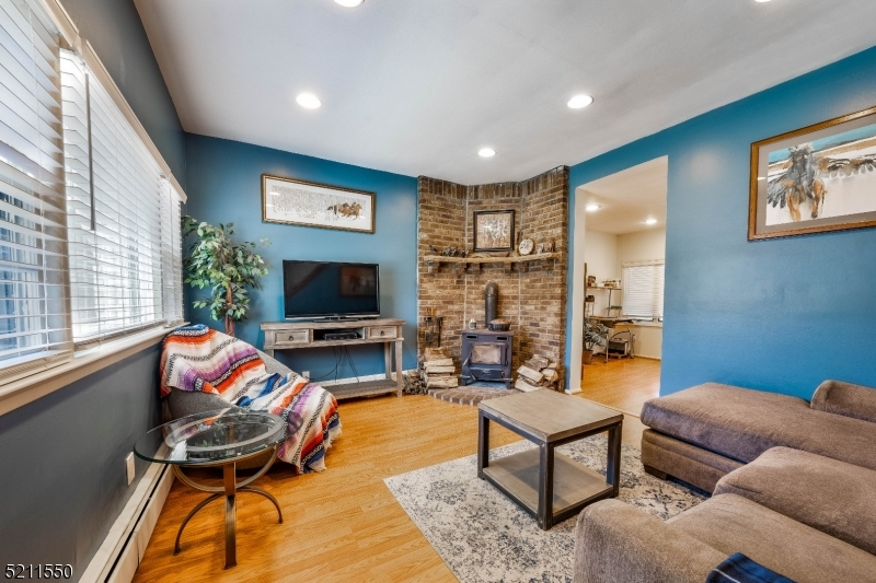 744 Riverside Ave
