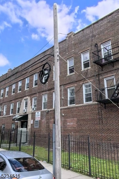 741 Clinton Ave A2