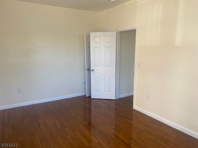 741 Clinton Ave B3