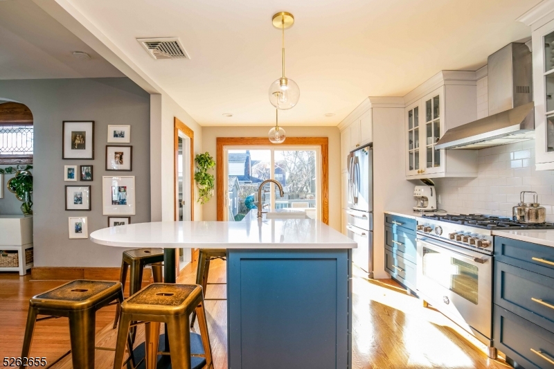 12 Winslow Pl