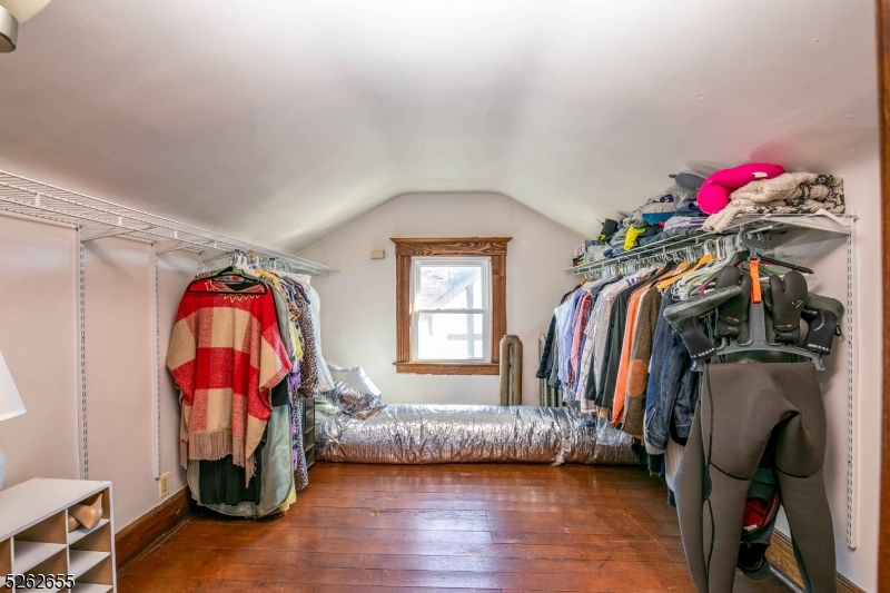 12 Winslow Pl