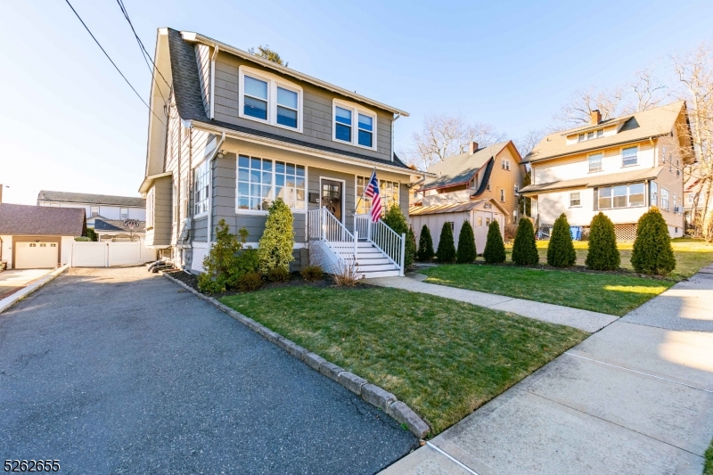 12 Winslow Pl