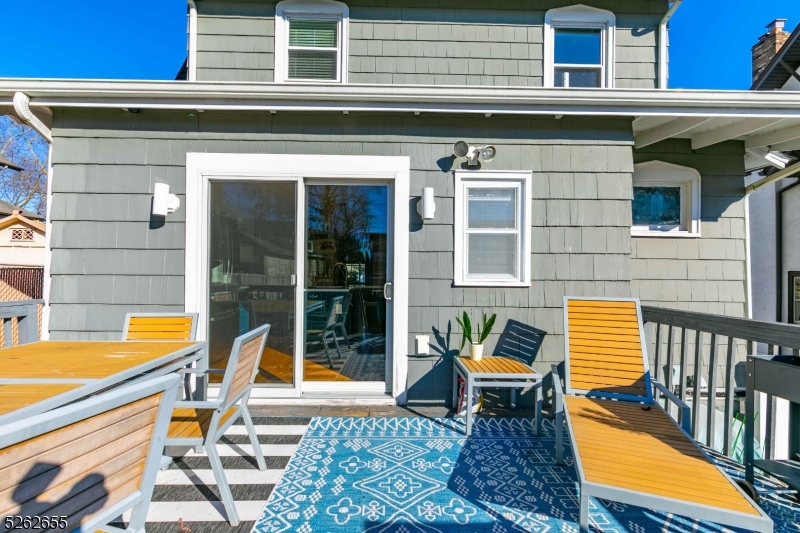 12 Winslow Pl