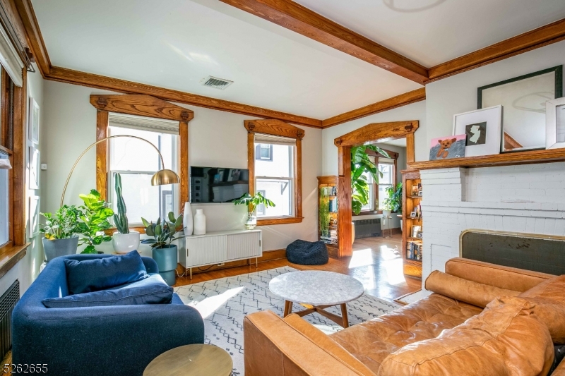 12 Winslow Pl