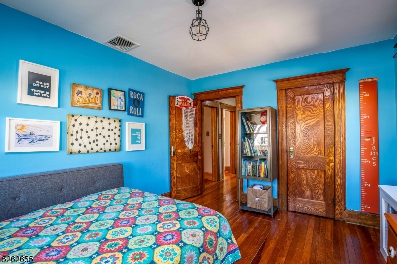 12 Winslow Pl