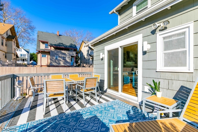 12 Winslow Pl