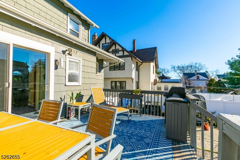 12 Winslow Pl