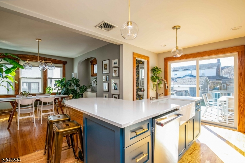 12 Winslow Pl