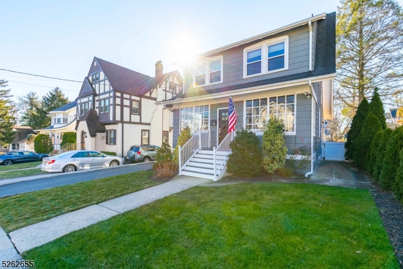 12 Winslow Pl