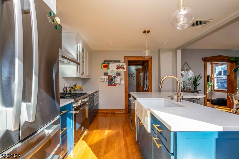12 Winslow Pl