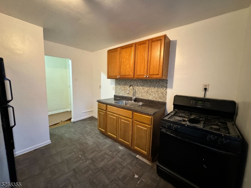 58 Underwood St Unit: C2