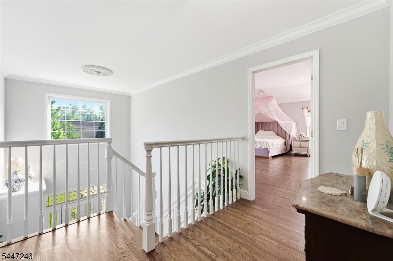 5 Old Bridge Rd