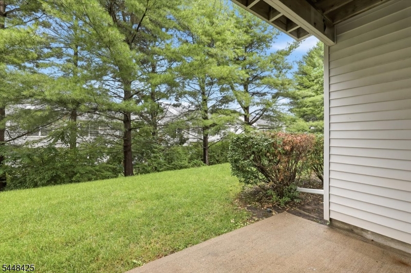 604 Knollwood Ct