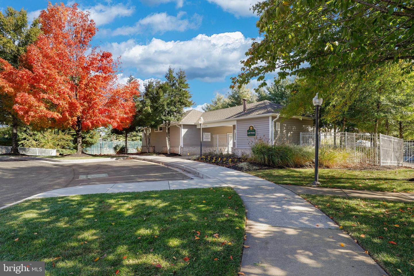 9413 Groffs Mill DRIVE Unit: 9413