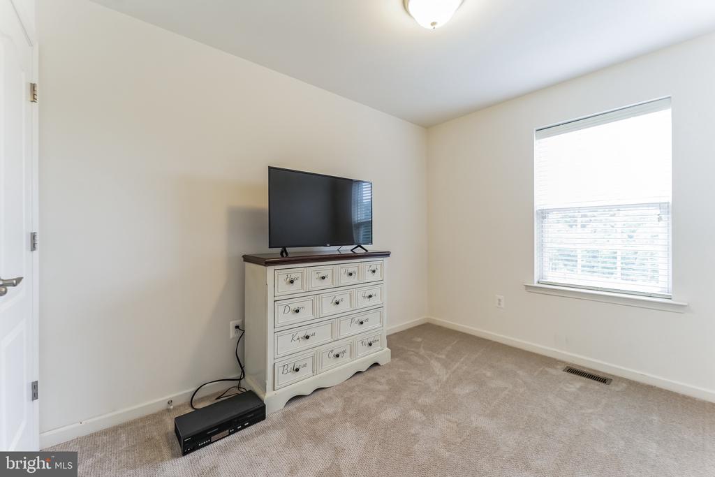 503 Brownstone Ct