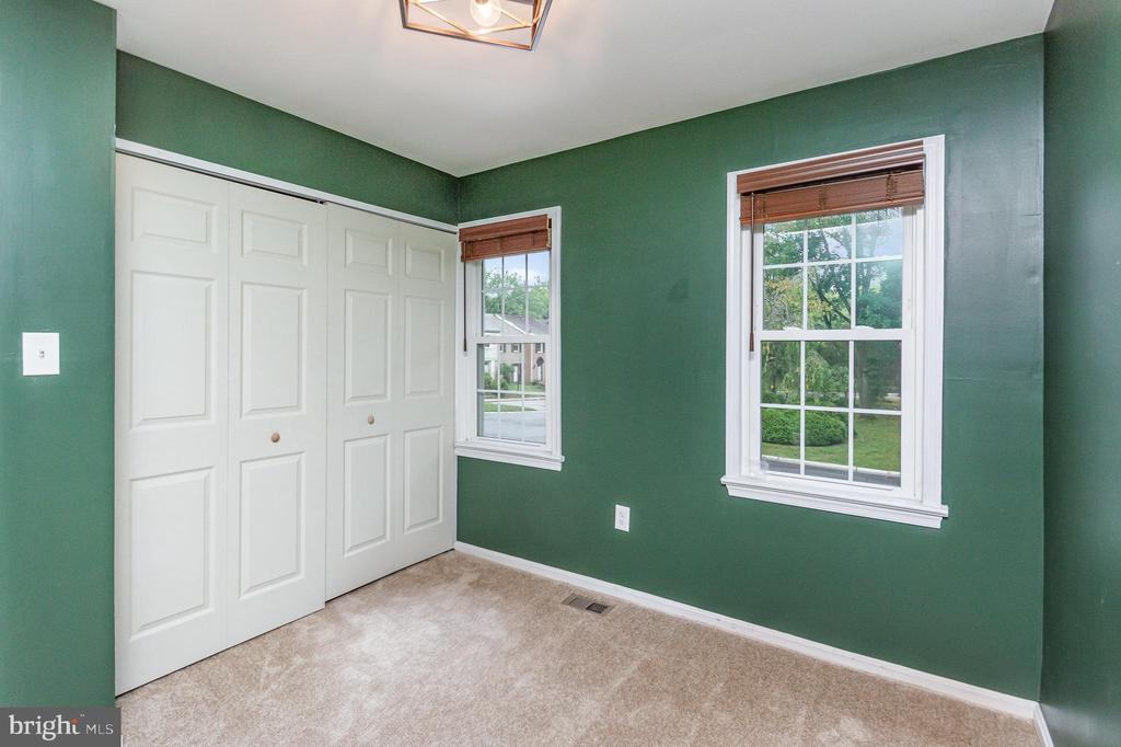 5801 HUMBLEBEE RD