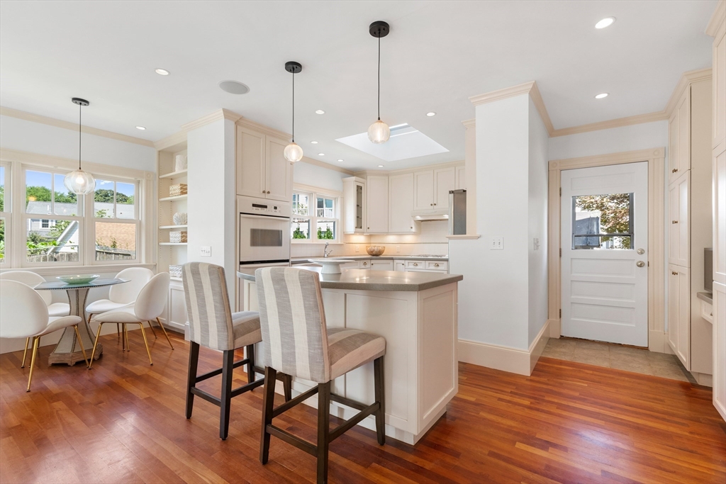 8 Jackson Ct