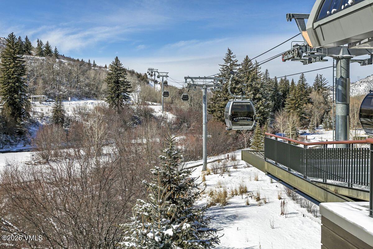 137 Benchmark Road, 205