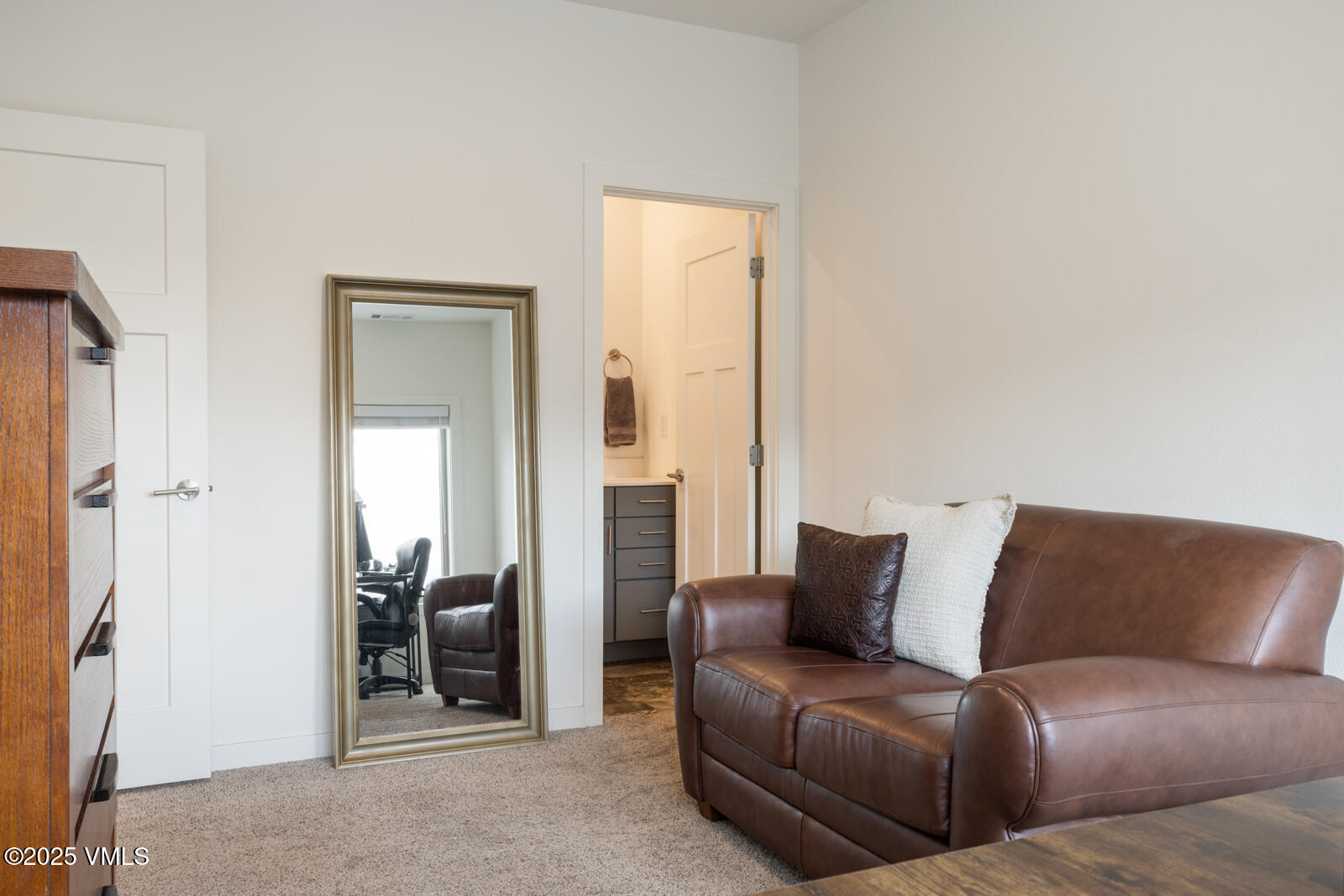 4 Uneva Court, B1
