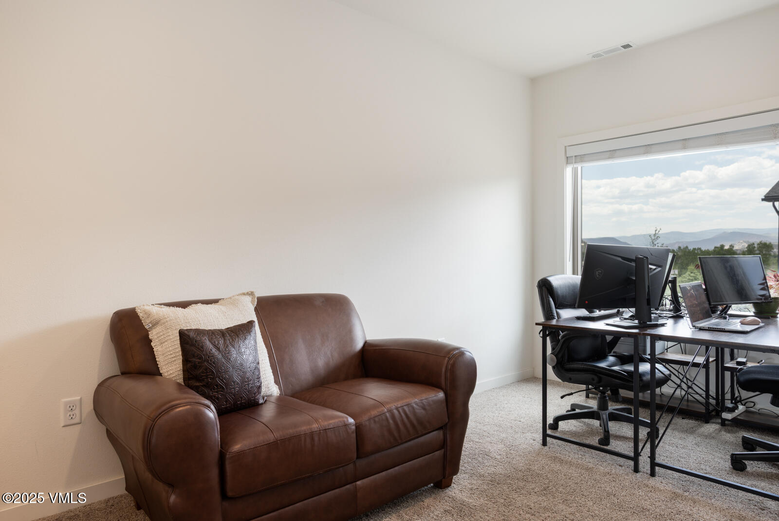 4 Uneva Court, B1