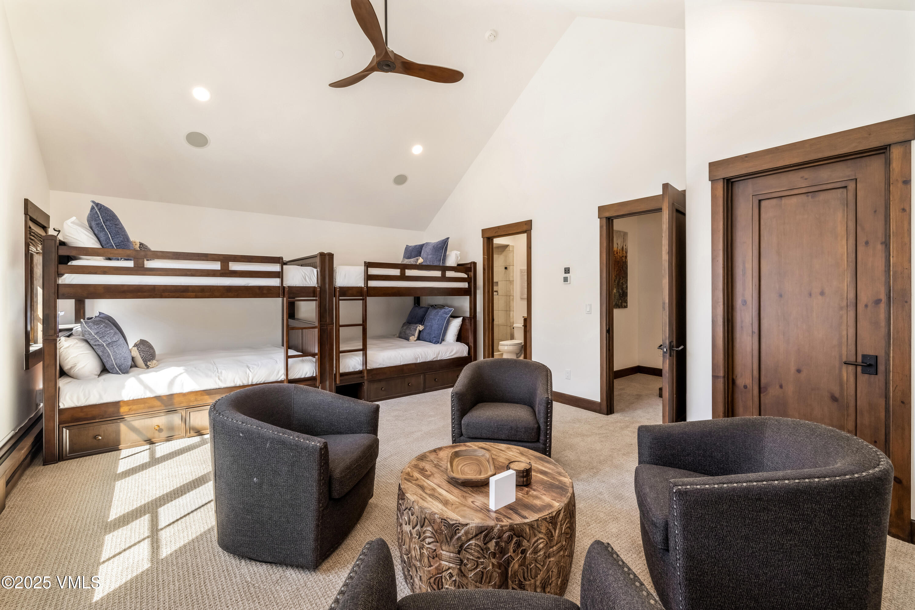 1252 Bachelor Ridge 9