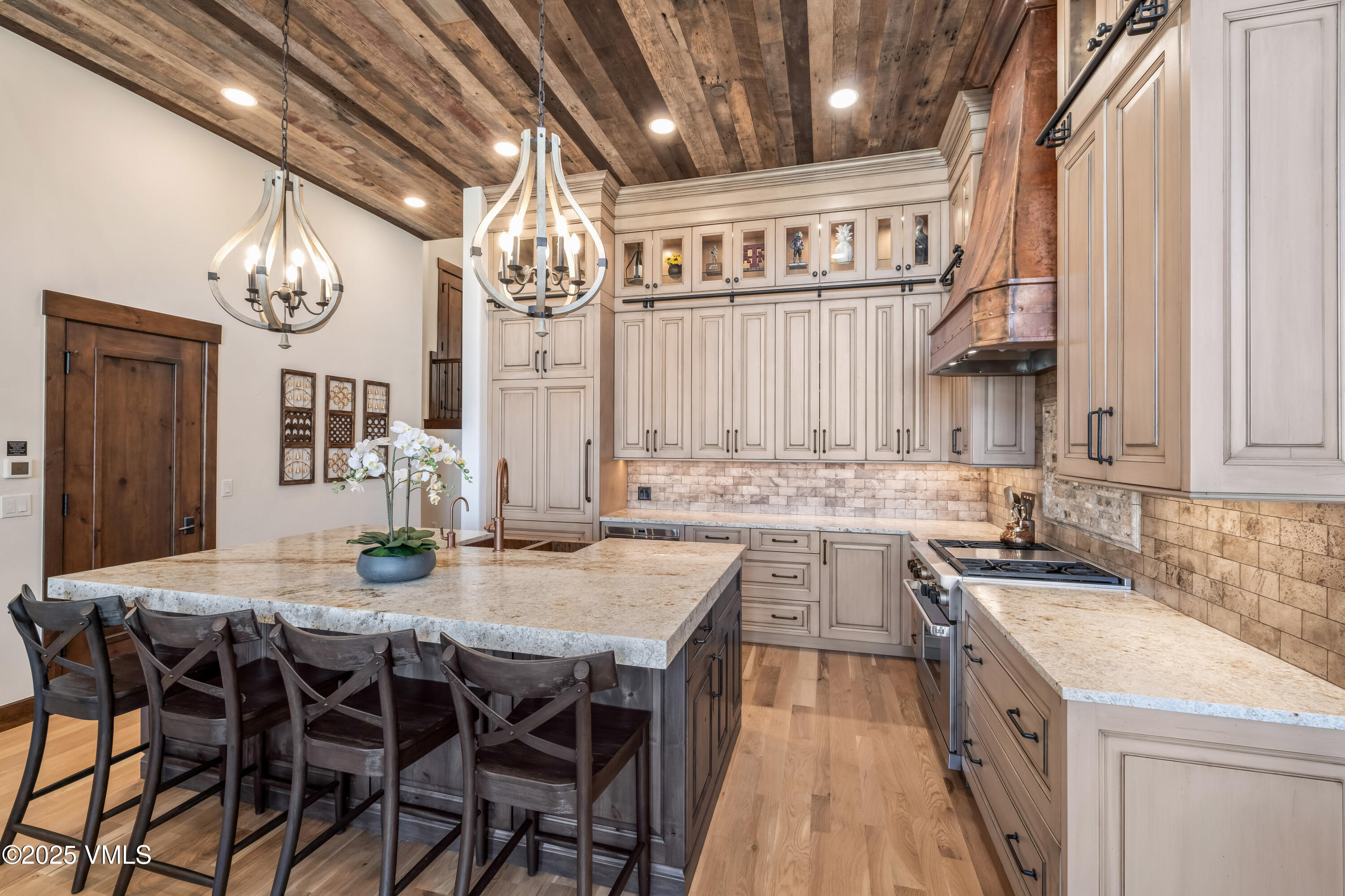 1252 Bachelor Ridge 9