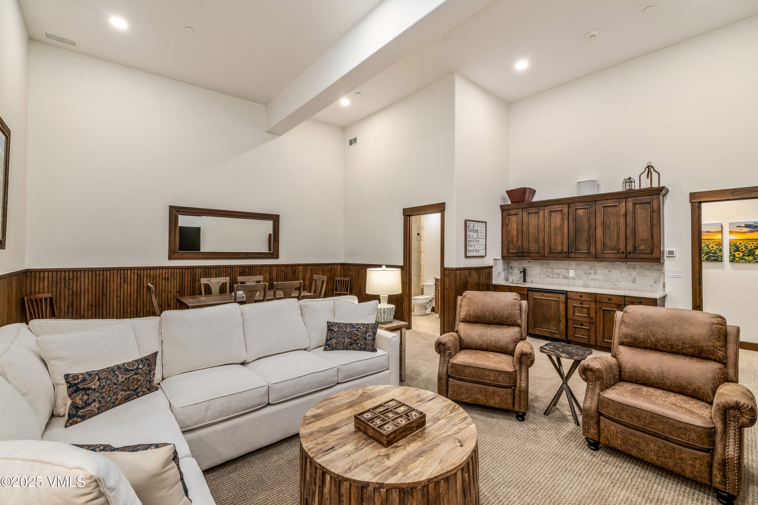 1252 Bachelor Ridge 9