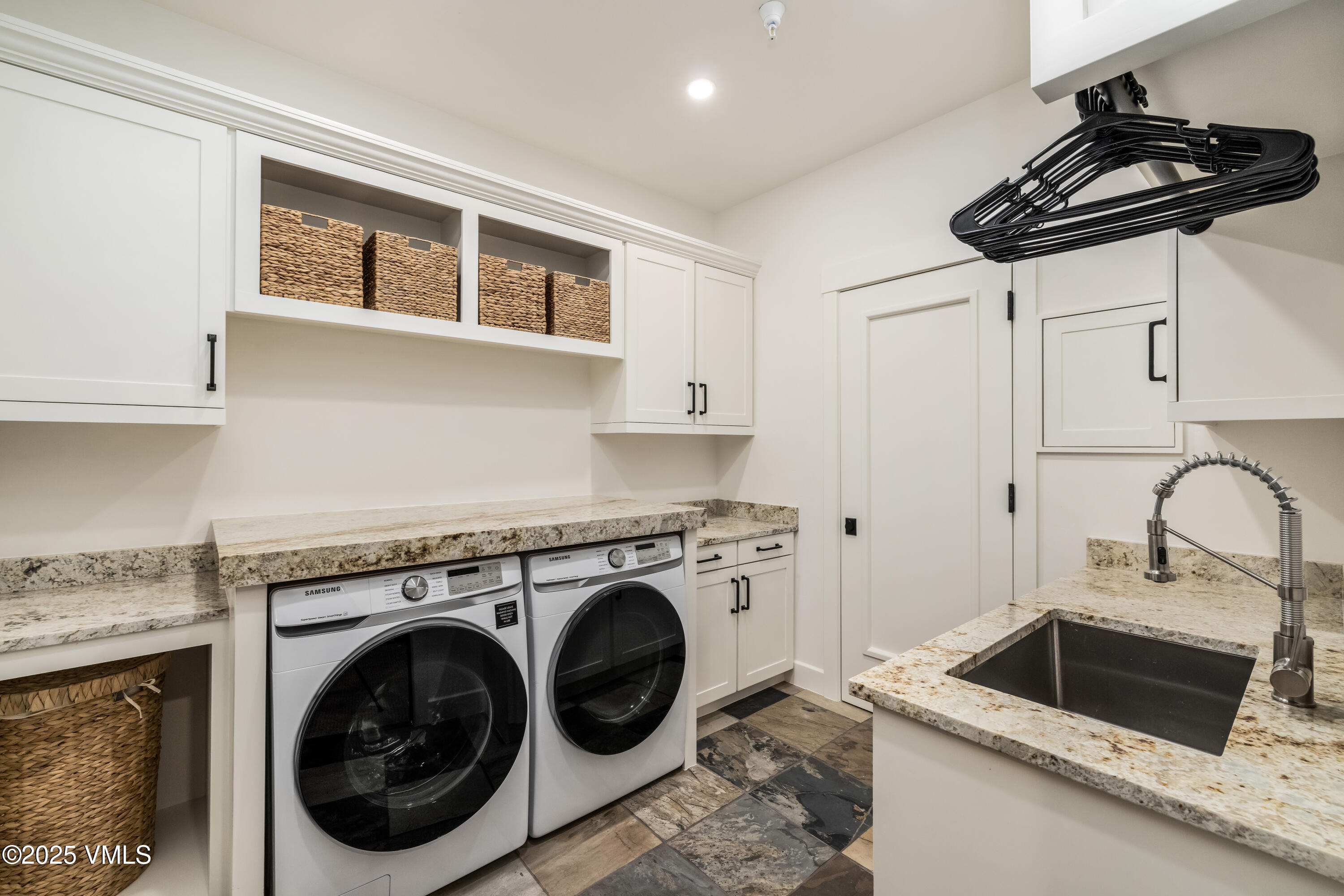 1252 Bachelor Ridge 9