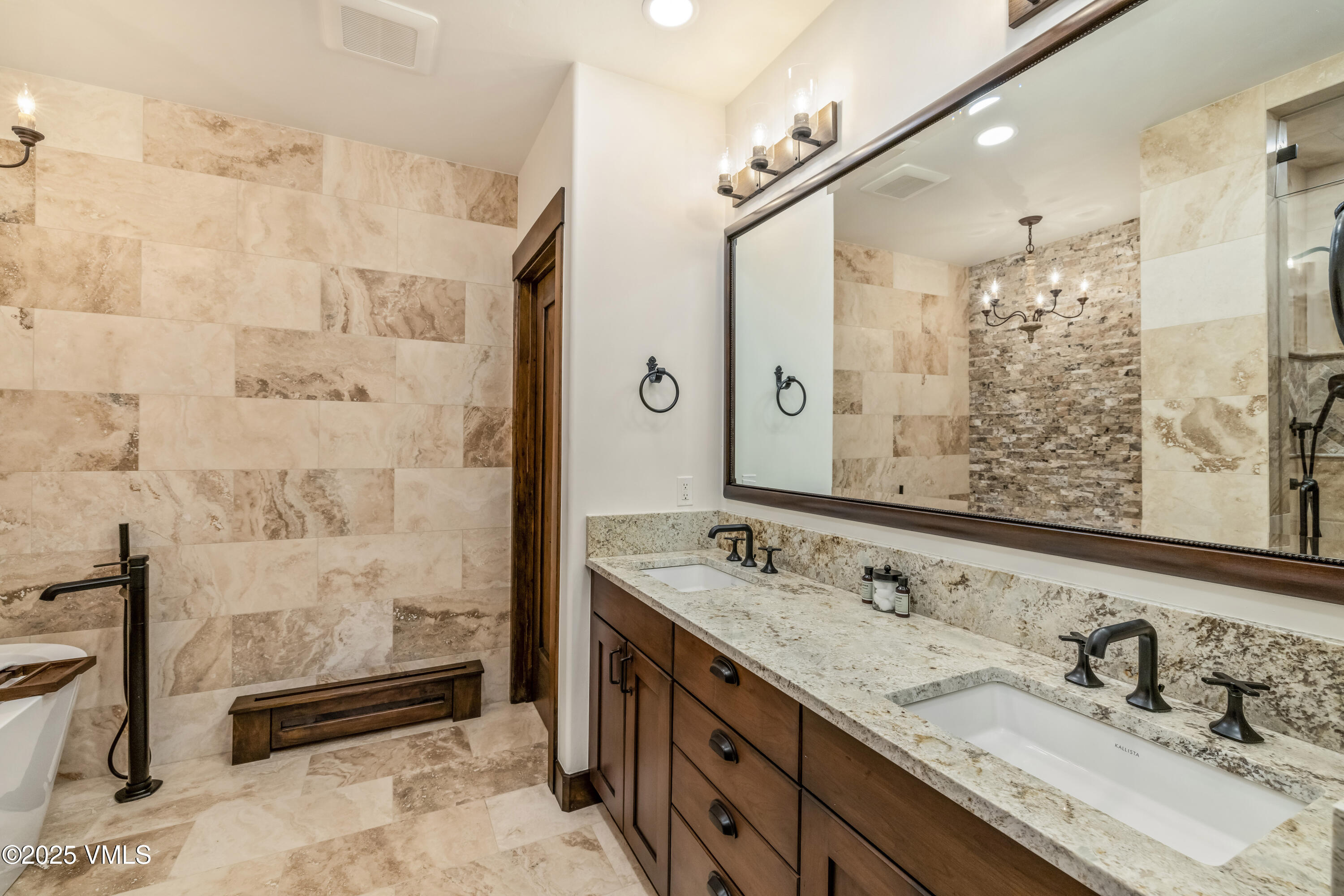 1252 Bachelor Ridge 9