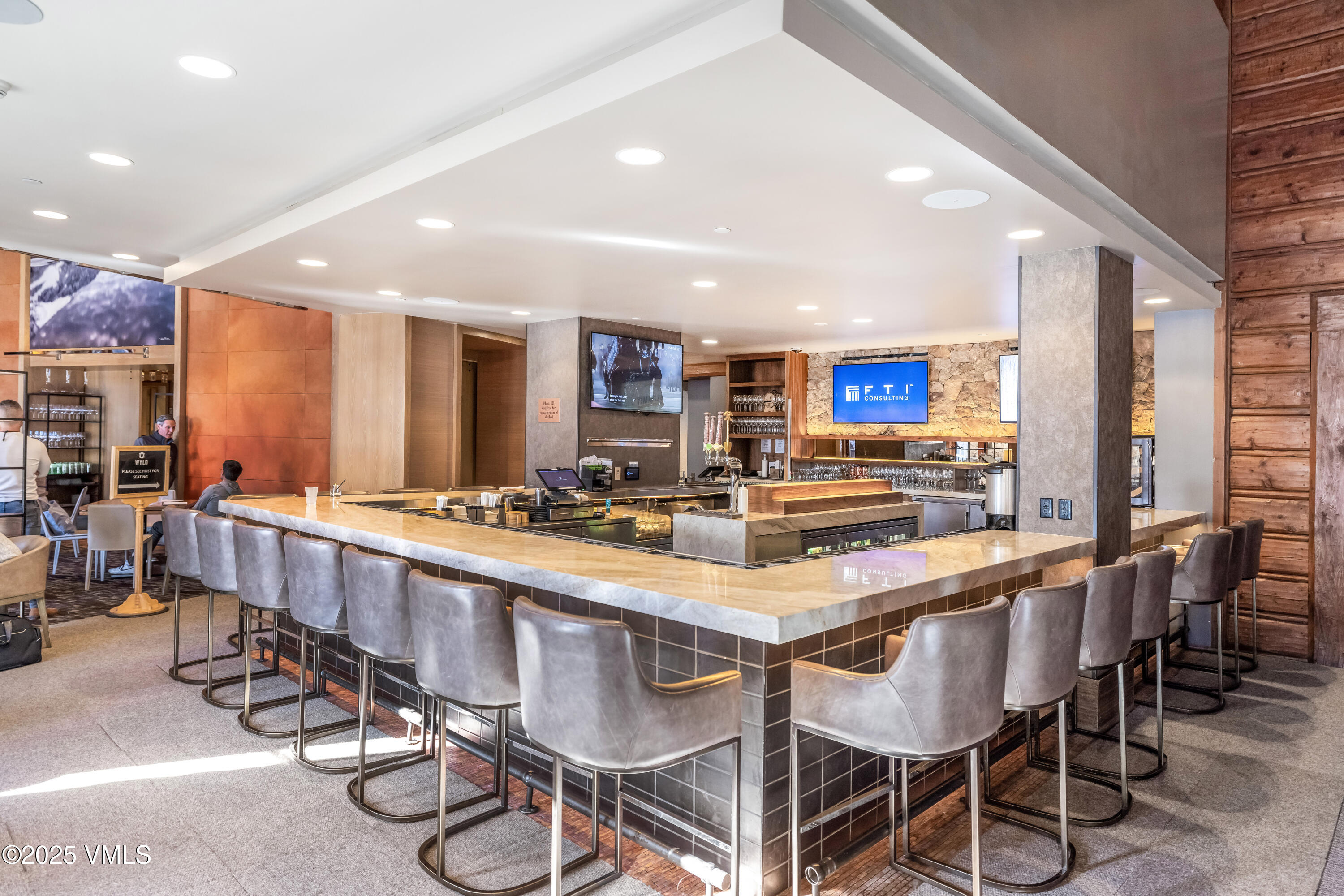 130 Daybreak Road R401