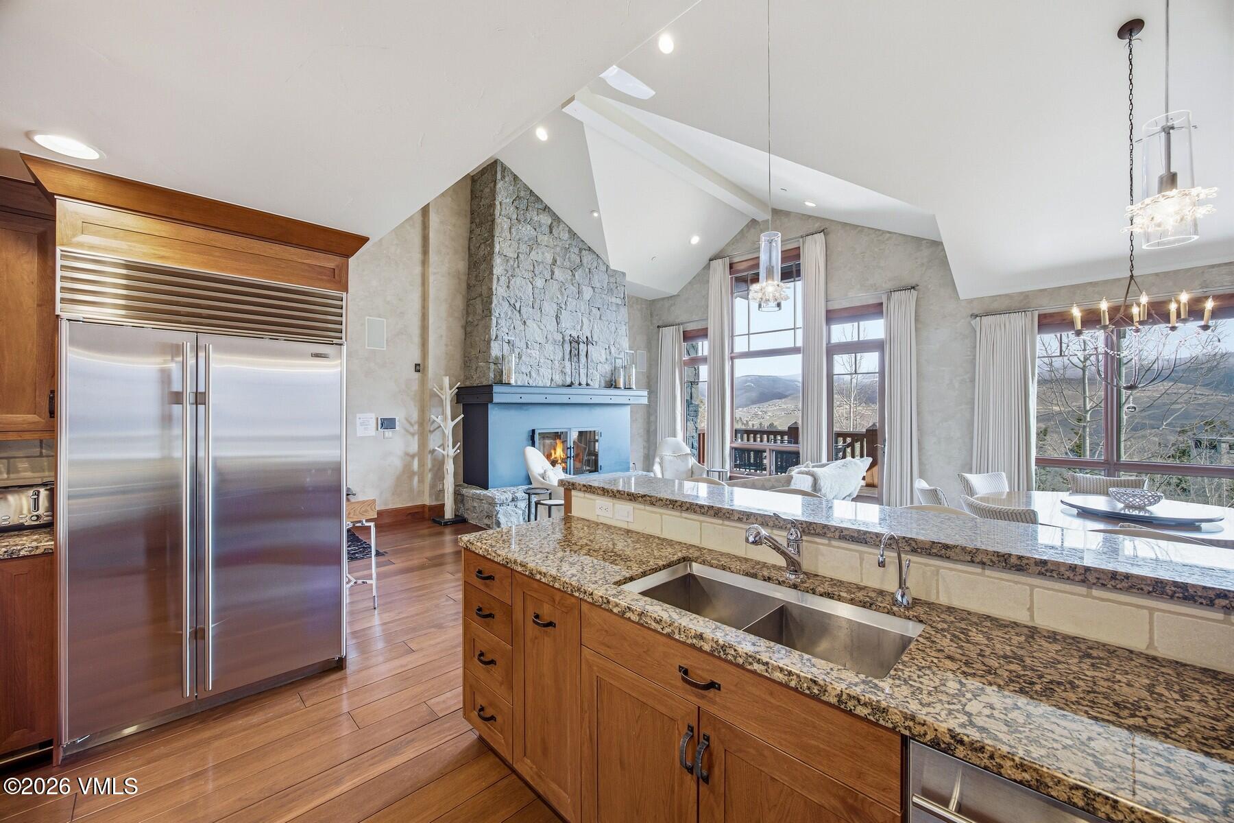 335 Hummingbird Drive B304