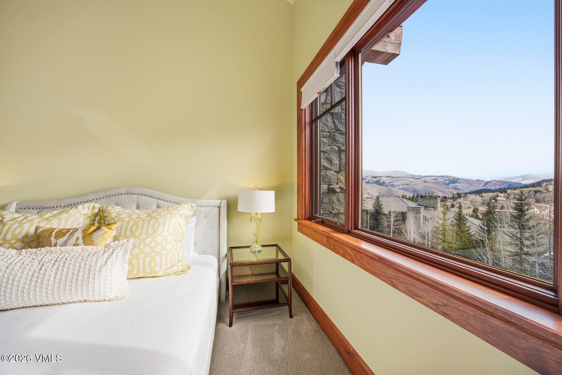 335 Hummingbird Drive B304