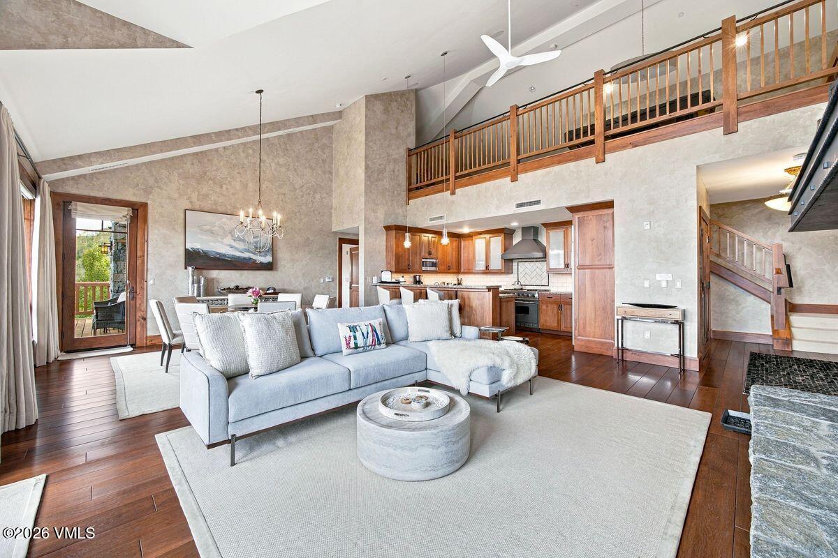 335 Hummingbird Drive B304