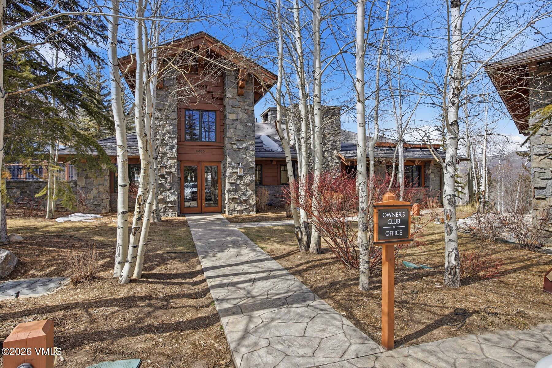 335 Hummingbird Drive B304