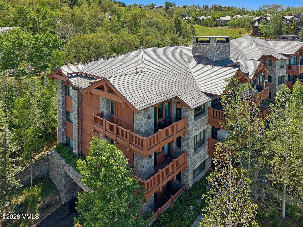 335 Hummingbird Drive B304