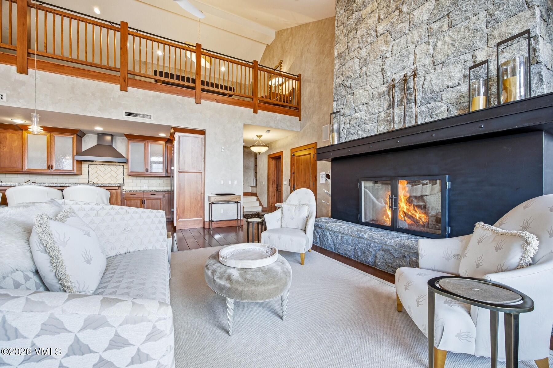 335 Hummingbird Drive B304