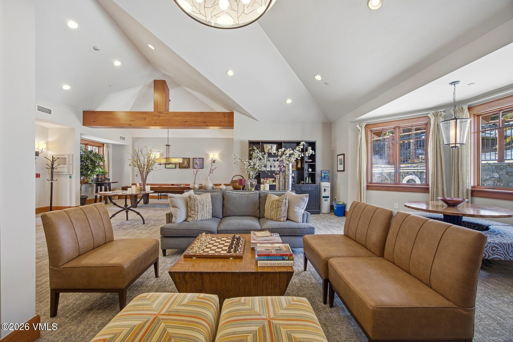 335 Hummingbird Drive B304