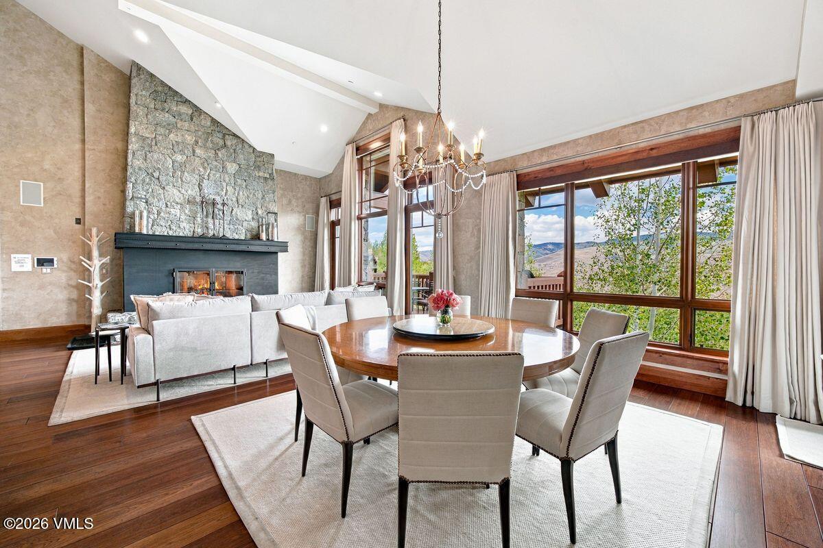 335 Hummingbird Drive B304